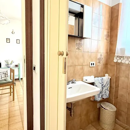 Apartment M444 - Marcelli, Comodo Quadrilocale Cielo-terra Con Patio Esterno Marcelli