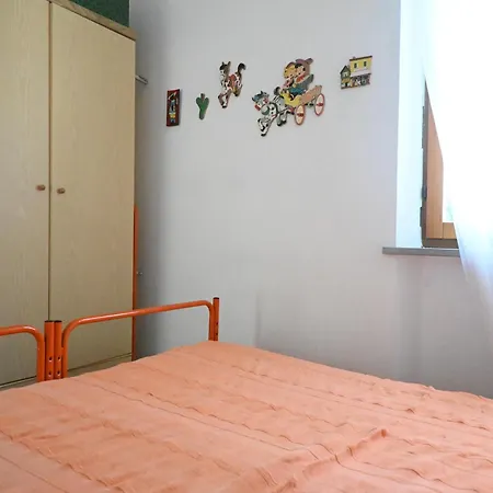 M444 - Marcelli, Comodo Quadrilocale Cielo-terra Con Patio Esterno * Marcelli