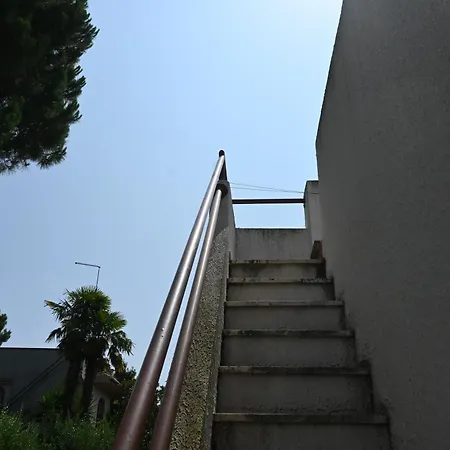 M444 - Marcelli, Comodo Quadrilocale Cielo-terra Con Patio Esterno * Marcelli